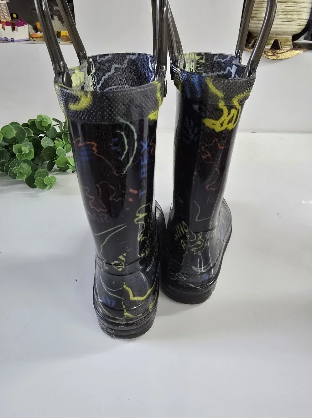5/$25 K I D S:: Dinosaur Rubber Rain Boots